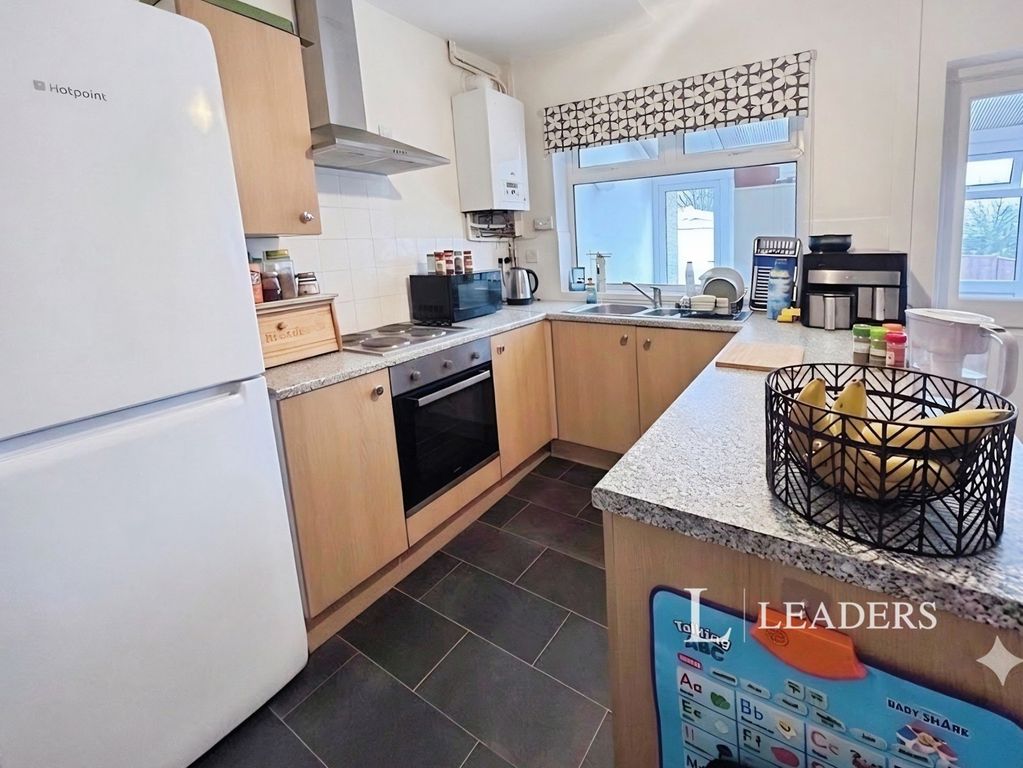 Property photo 2 of 14 Pbox-Img.Jpg