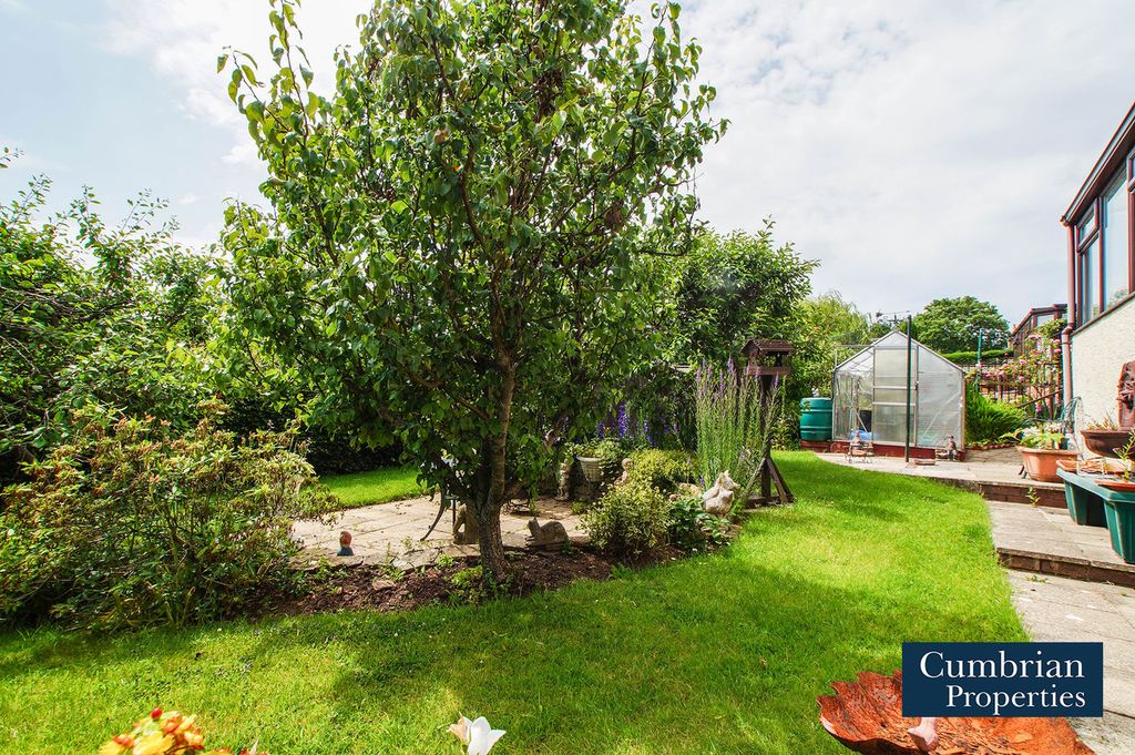 Property photo 2 of 22 Rear Garden
