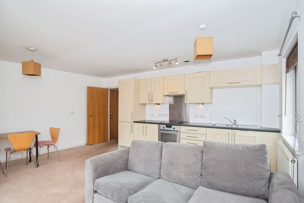 Property photo 2 of 13 Pbox-Img.Jpg
