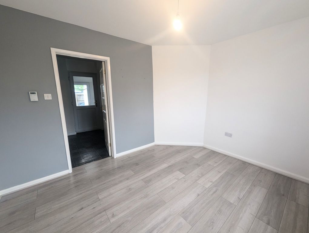Property photo 2 of 12 Dining Room
