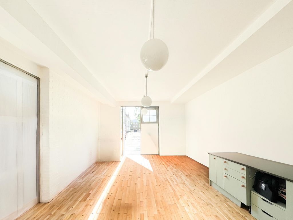 Property photo 1 of 8 Image  20250825T102705696.Jpg