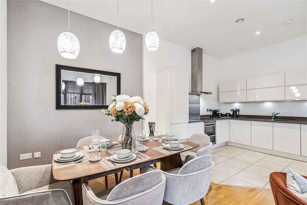 Property photo 2 of 16 Dining Area