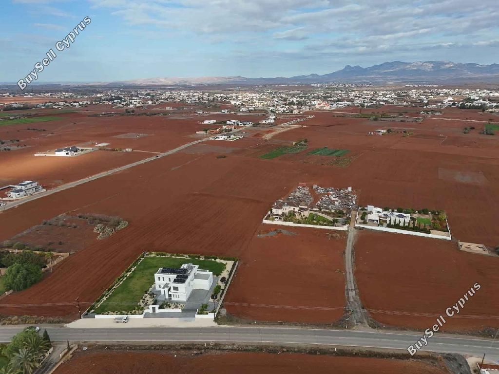 Property photo 3 of 10