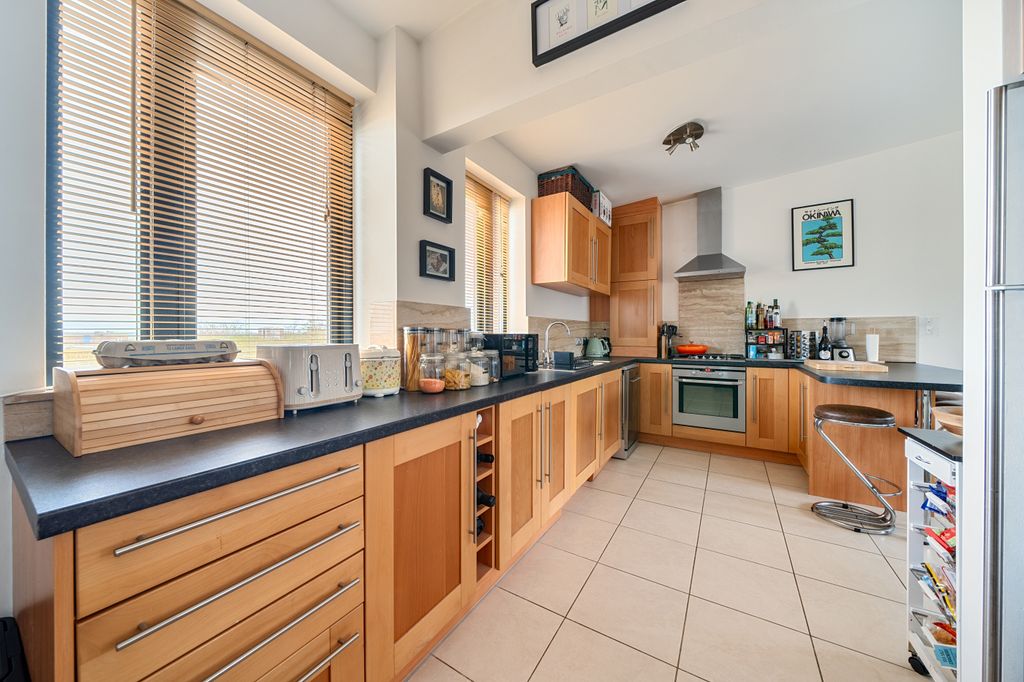 Property photo 3 of 20 Picture No. 15