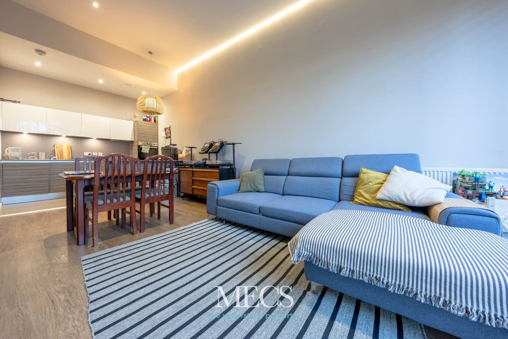 Property photo 2 of 10 5103122