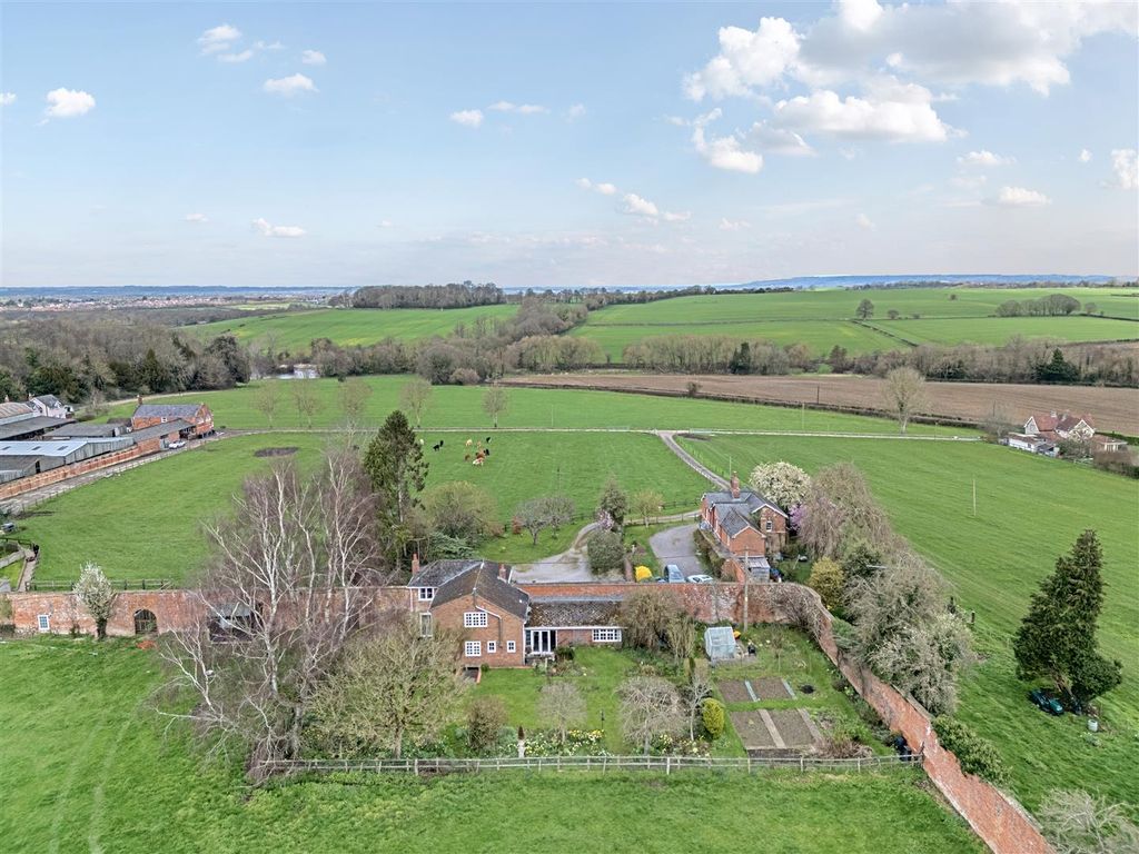 Property photo 2 of 26 1425132-1-69B00669E74Df.Jpg