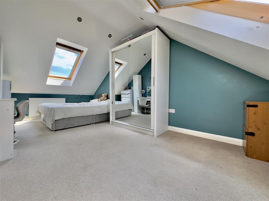 Additional image 4 of 4 bed end terrace house for saleLiskey Hill Crescent, Perranporth TR6