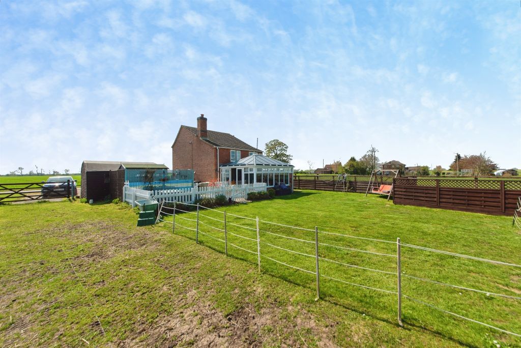 Property photo 3 of 20