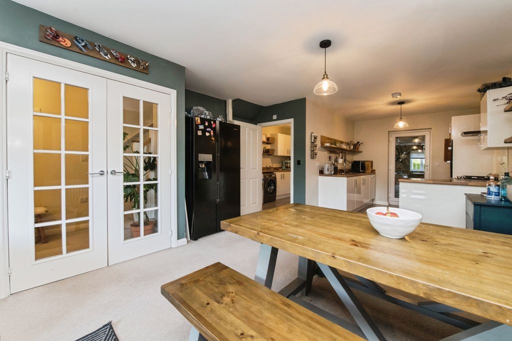 Property photo 3 of 20 Pbox-Img.Jpg