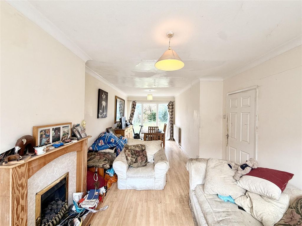 Property photo 3 of 16 3