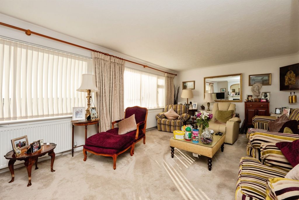 Property photo 3 of 21