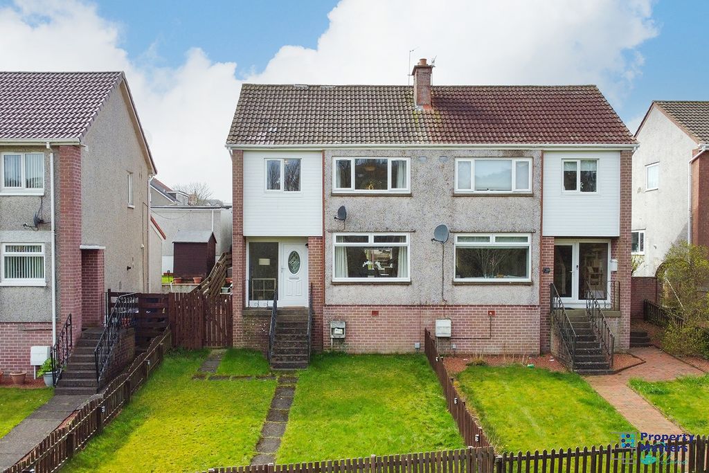 Property photo 1 of 28 3 Bedroom Semi Detached Villa