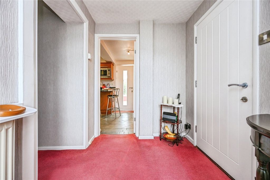 Property photo 2 of 30 Picture No. 21