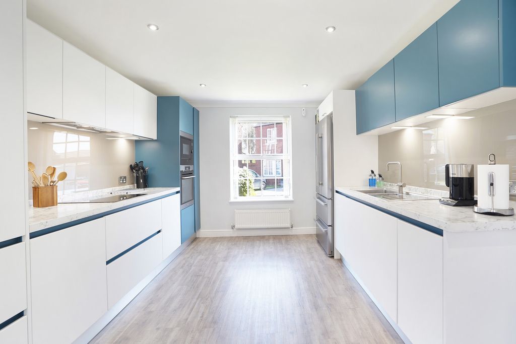 Property photo 3 of 29