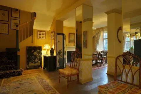 Property photo 2 of 8