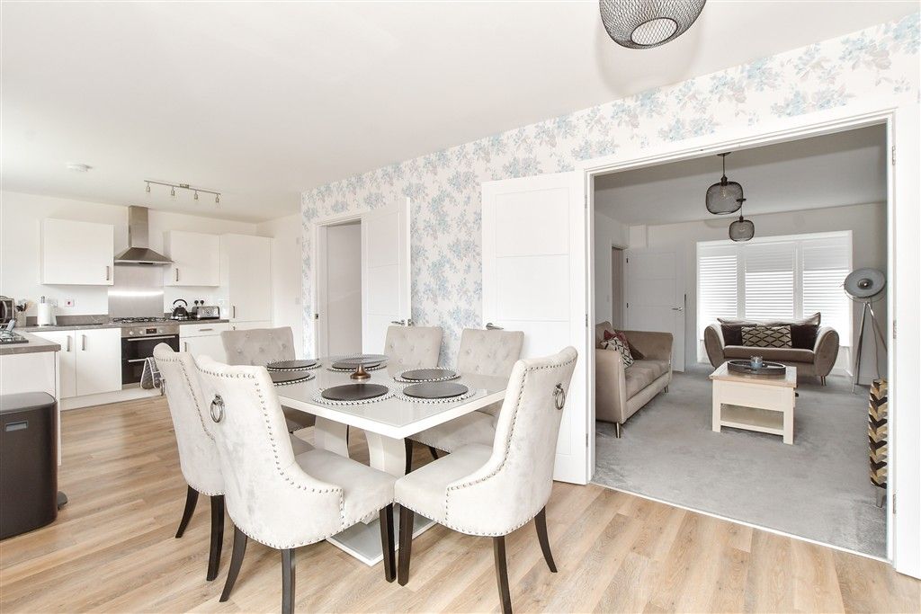 Property photo 2 of 15 Kitchen/Dining Room