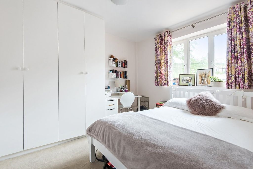 Property photo 3 of 7 299844 (5)
