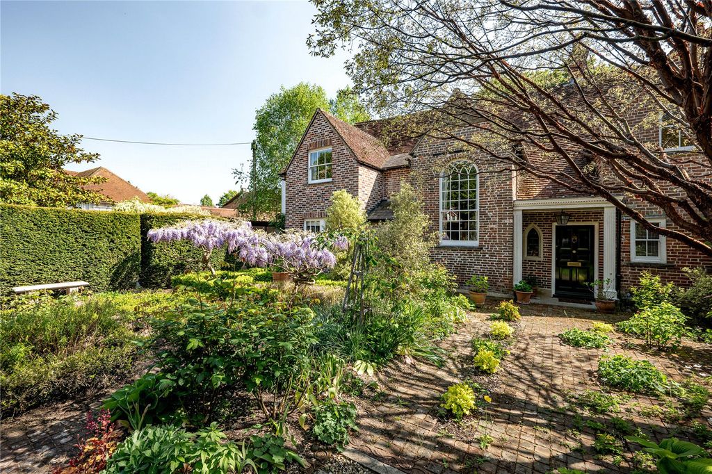 Property photo 1 of 15 House Exterior