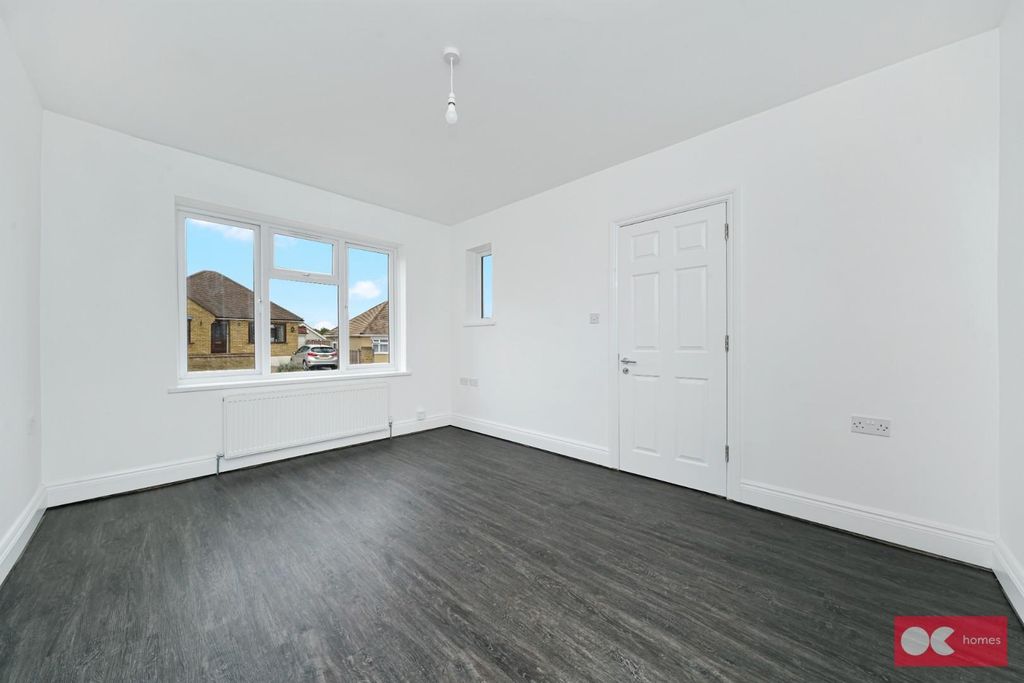 Property photo 3 of 22 Dsc07018.Jpg