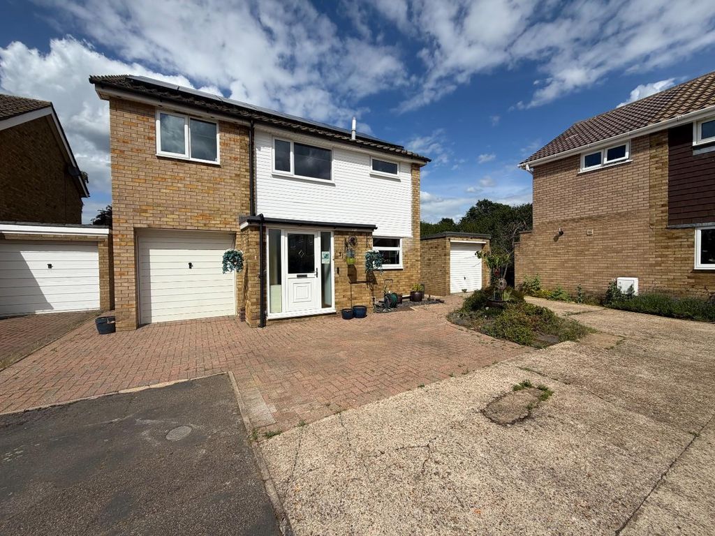 Property photo 1 of 25 Outside