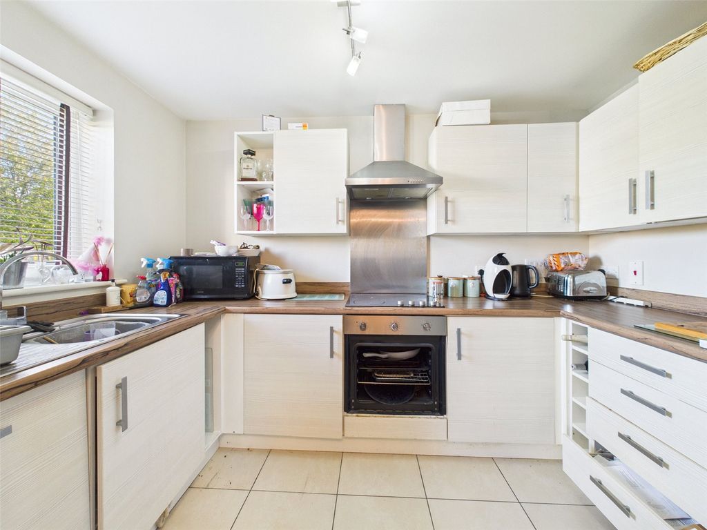 Property photo 3 of 7 Picture No. 06