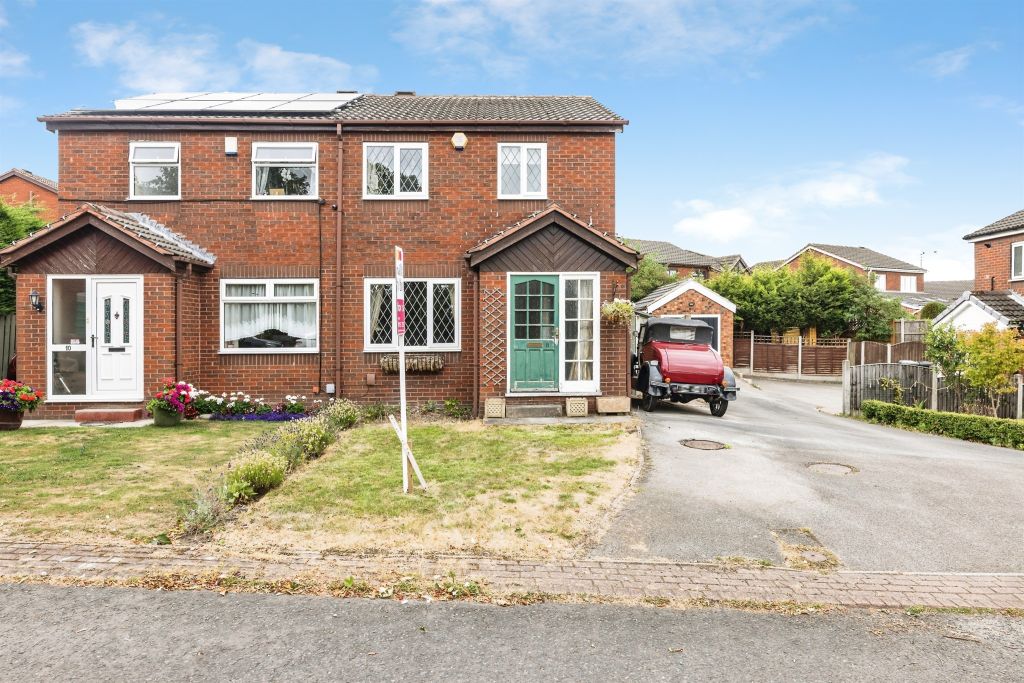 Property photo 1 of 17