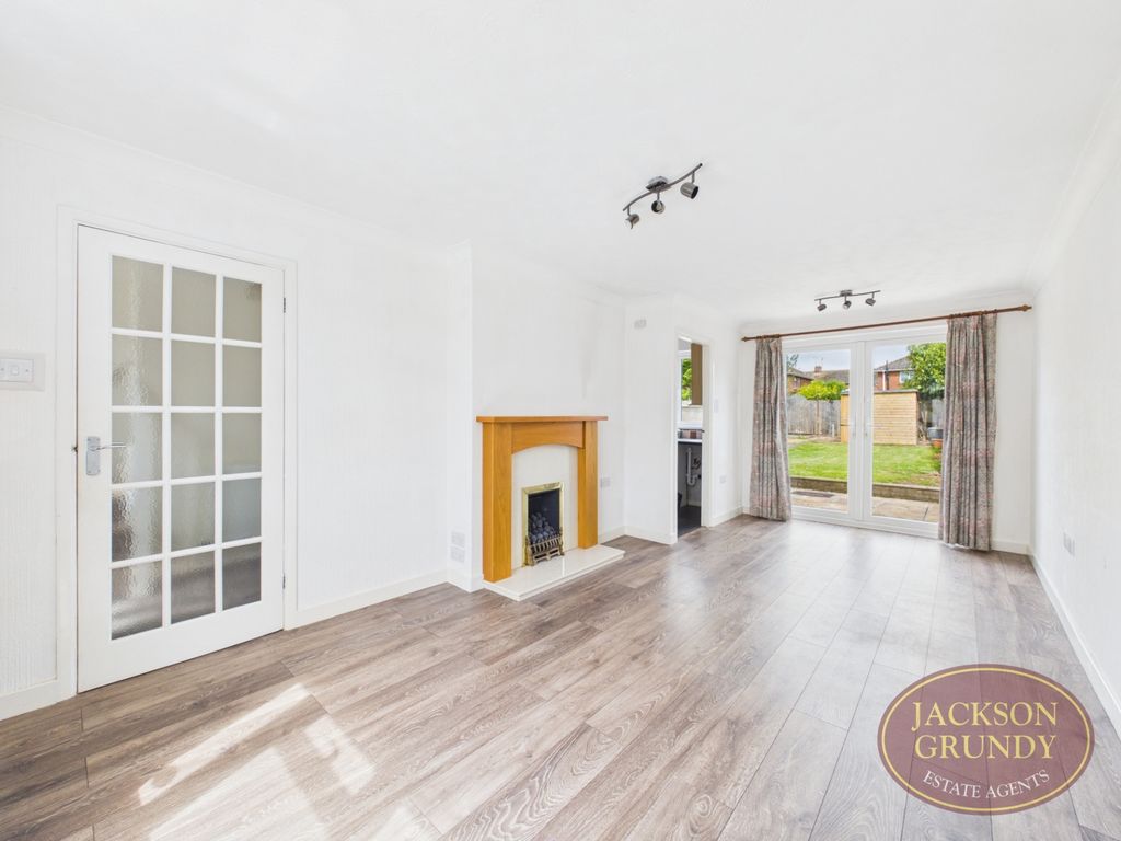 Property photo 2 of 10 Highfield Road