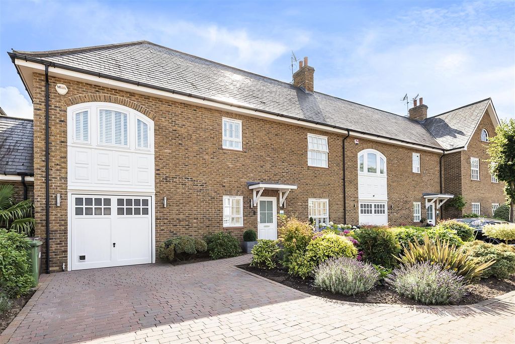 Property photo 1 of 14 8-The-Stables-15.Jpg