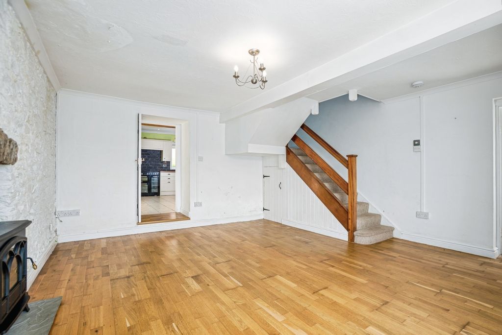 Property photo 2 of 23 Pbox-Img.Jpg