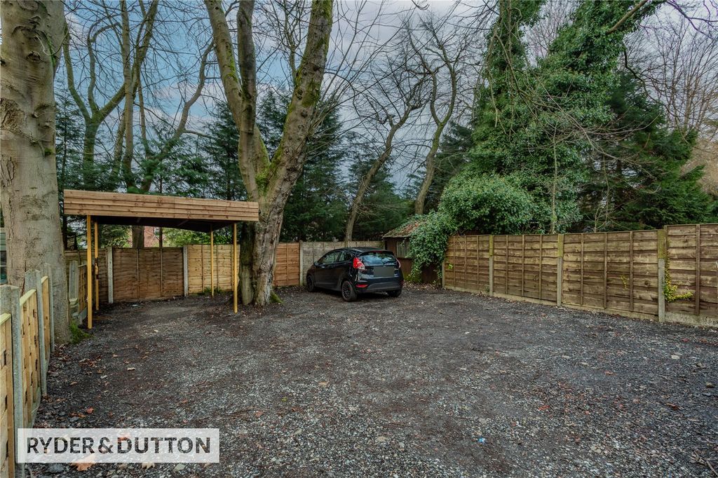 Property photo 3 of 18 Picture 3