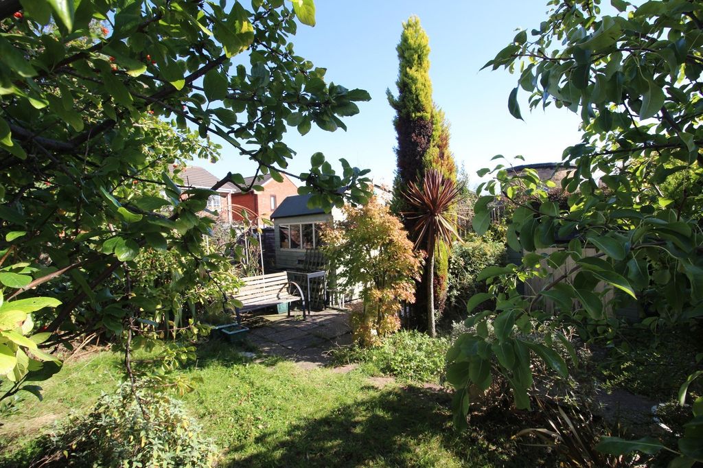 Property photo 2 of 14 Image