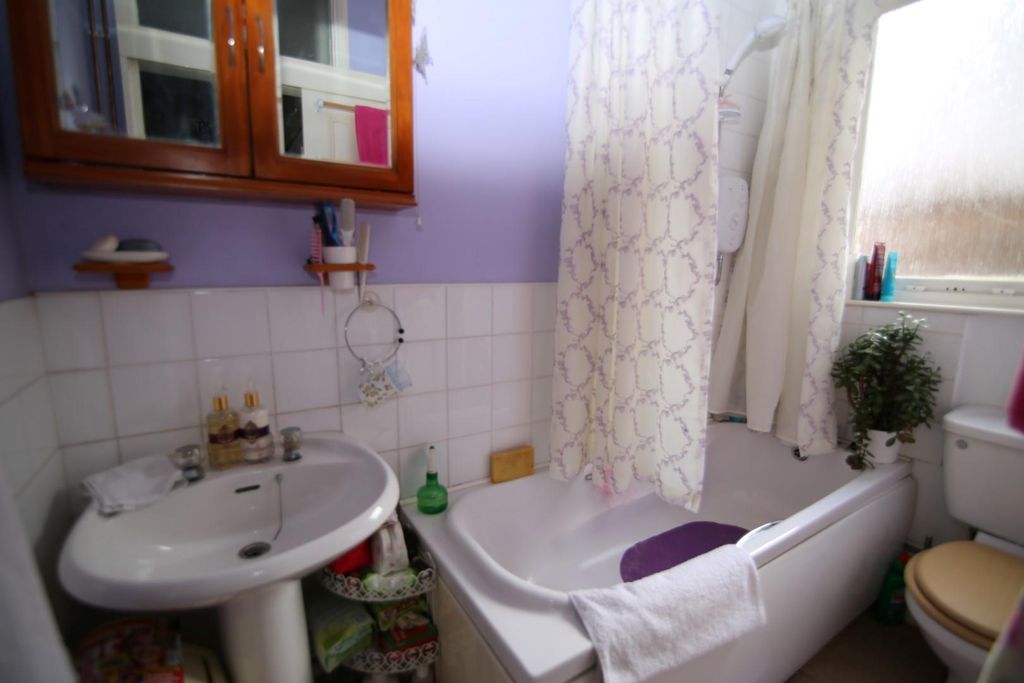 Property photo 3 of 5