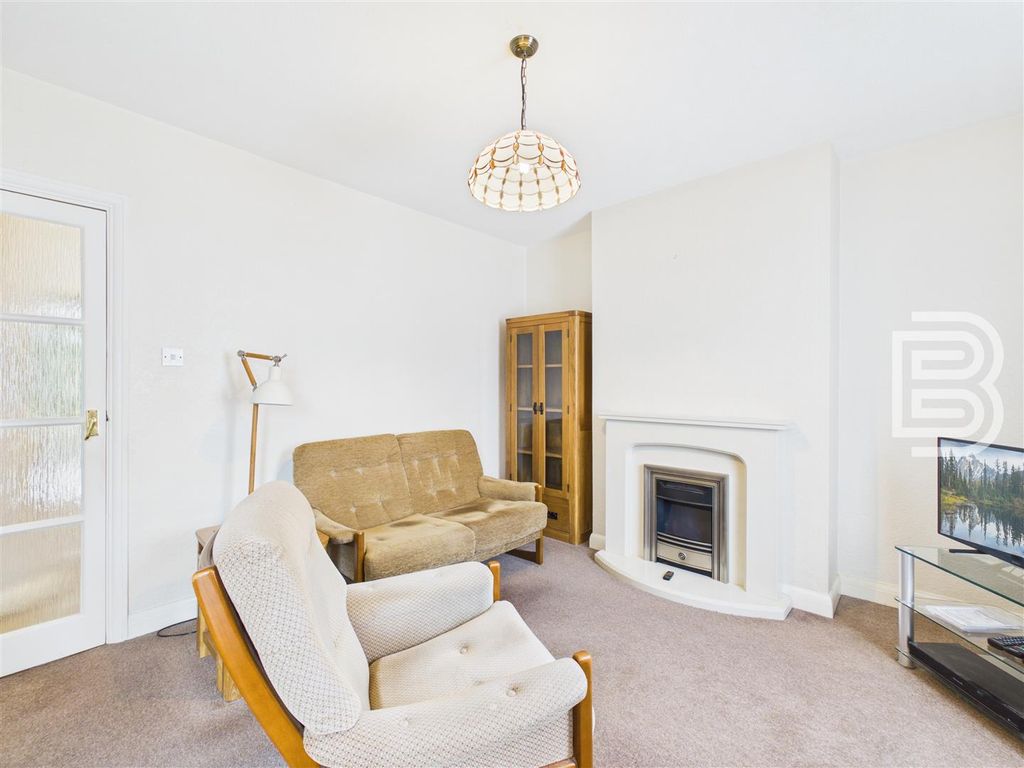 Property photo 3 of 17 Cam03823G0-Pr0221-Still004.Jpg