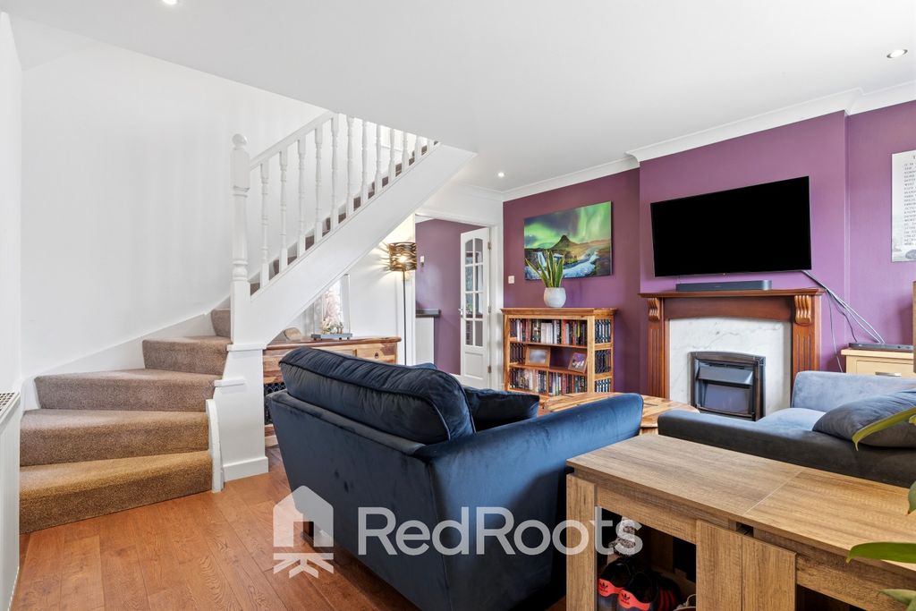 Property photo 3 of 16 5137295