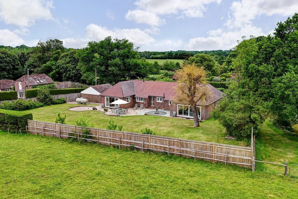 Property photo 1 of 36