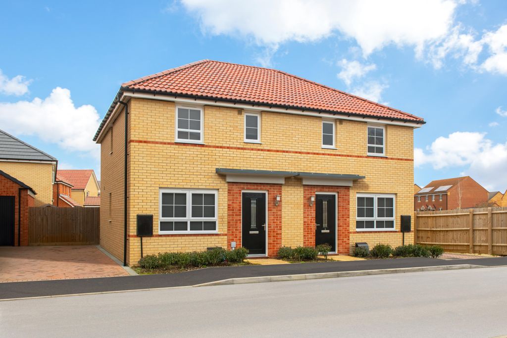 Property photo 1 of 8 Ellerton