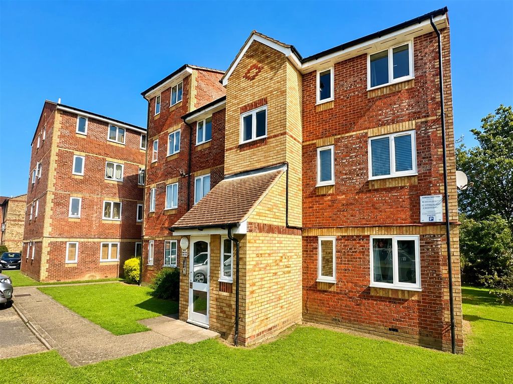 Property photo 1 of 6 Coopers Estate Agents