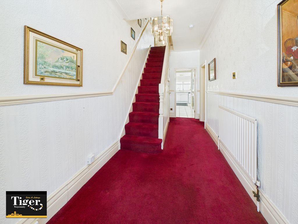Property photo 3 of 19 Cam02176G0-Pr0558-Still001