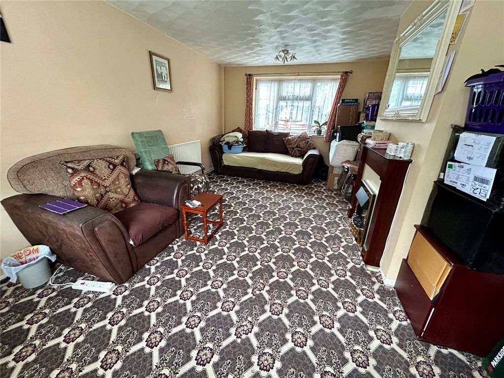 Property photo 2 of 15 Picture No. 13