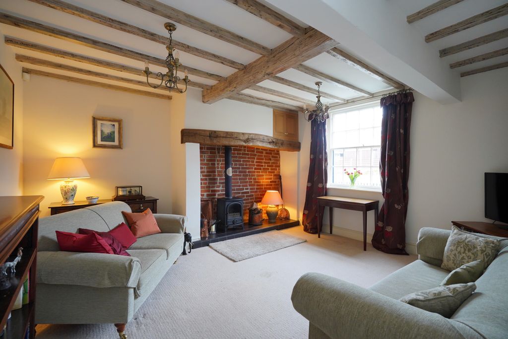 Property photo 2 of 59 Living Room