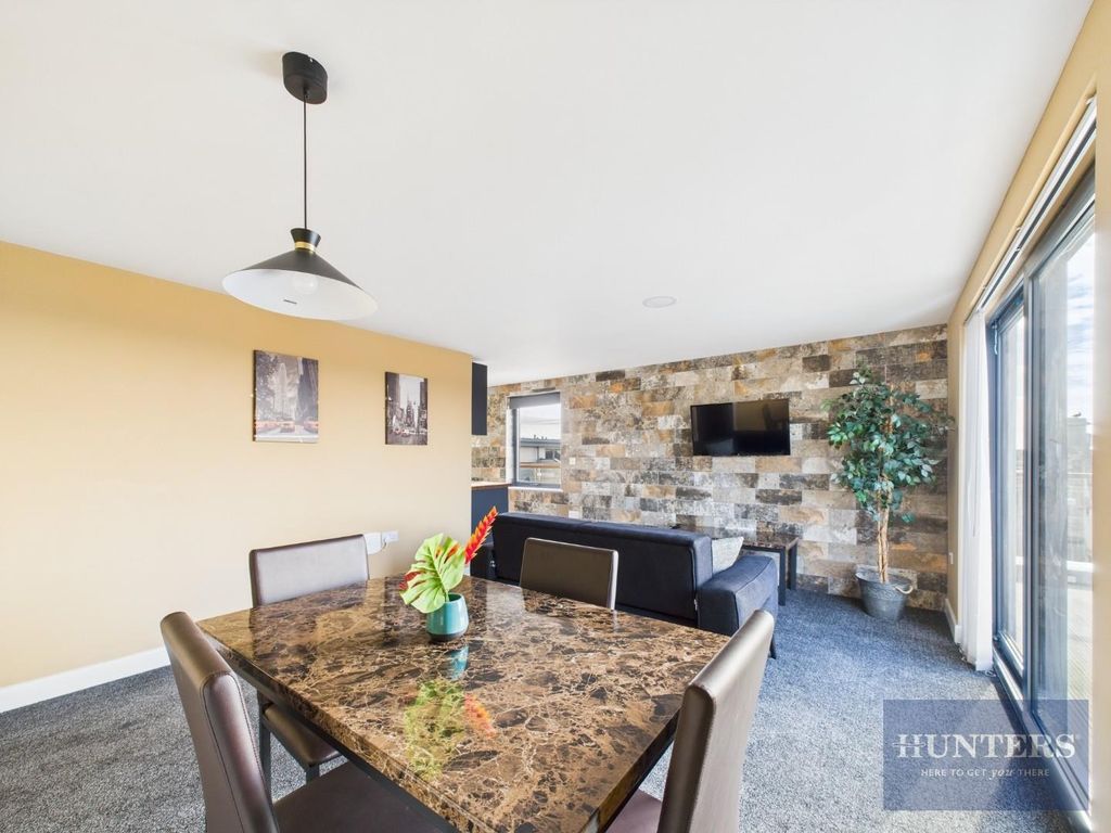 Property photo 2 of 12 Living Room