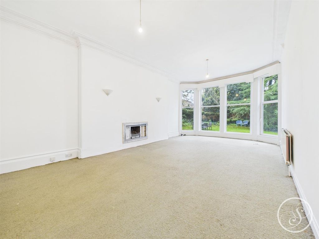 Property photo 2 of 13 Living Room