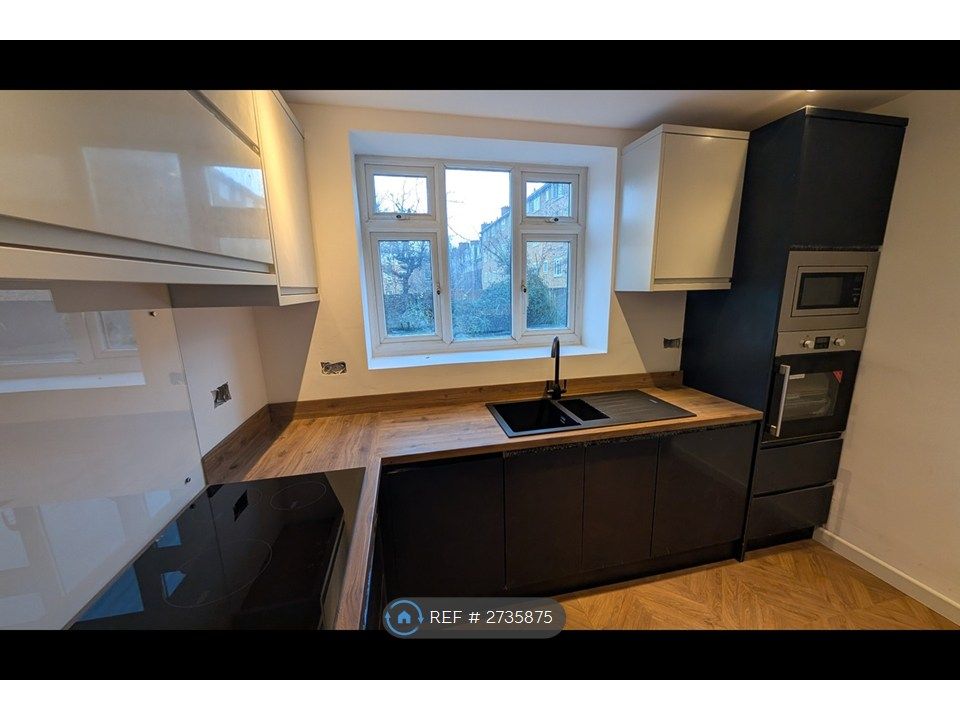 Property photo 1 of 14 Brand New Kitchen