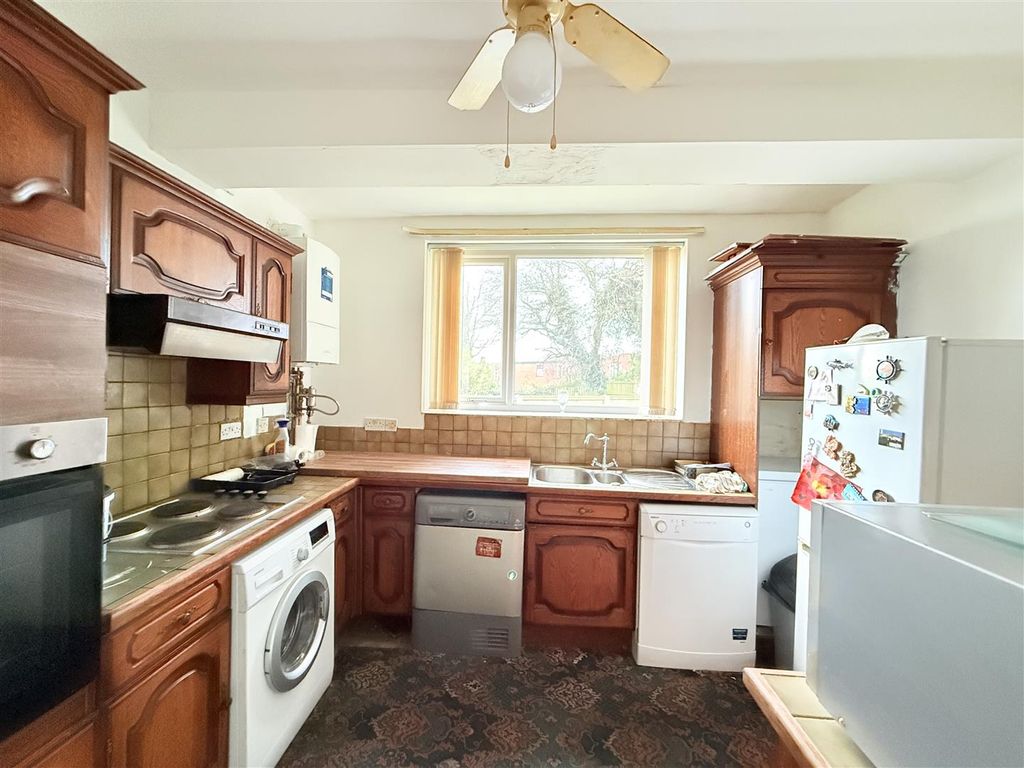 Property photo 3 of 13 Img_1692.Jpeg