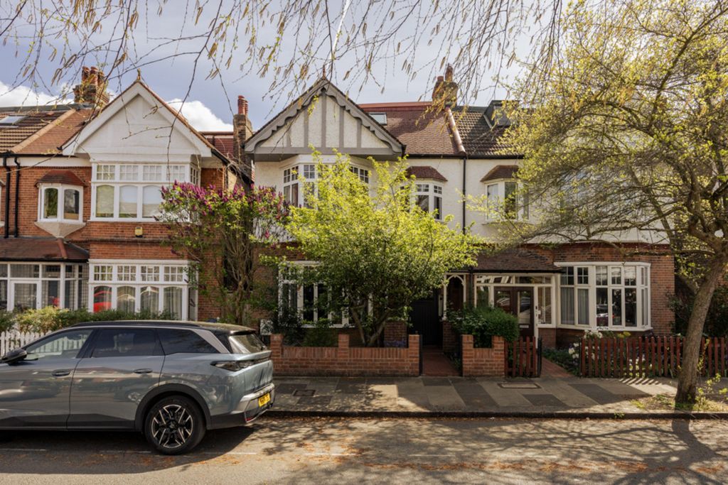 Property photo 1 of 38