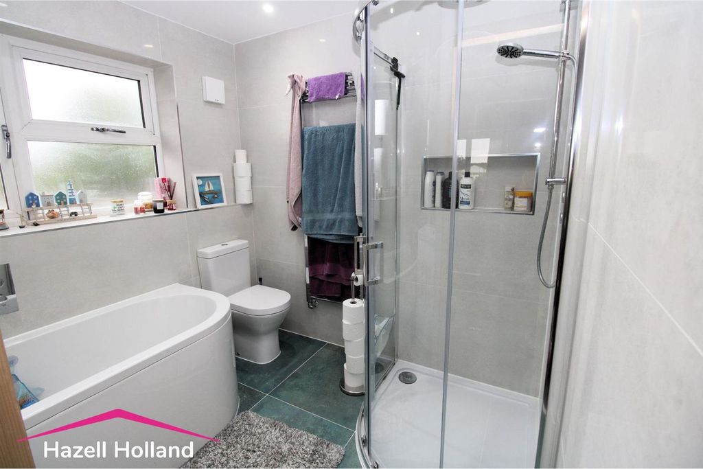 Property photo 2 of 15 Untitled Design (1).Jpg