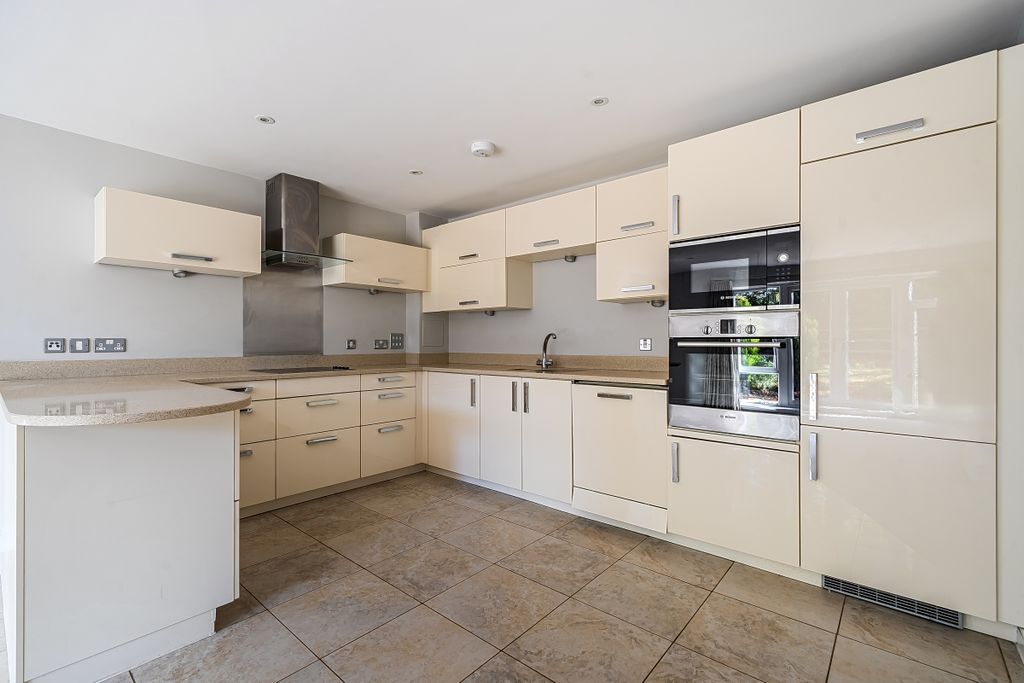 Property photo 3 of 13 1538155 (14)