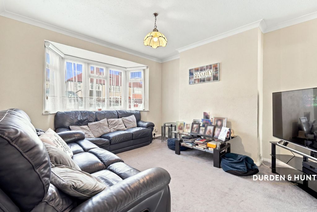 Property photo 2 of 24