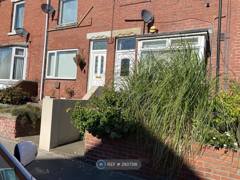 Property photo 1 of 18