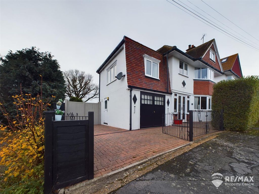 Property photo 1 of 45 Cam02842G0-Pr0123-Still002.Jpg